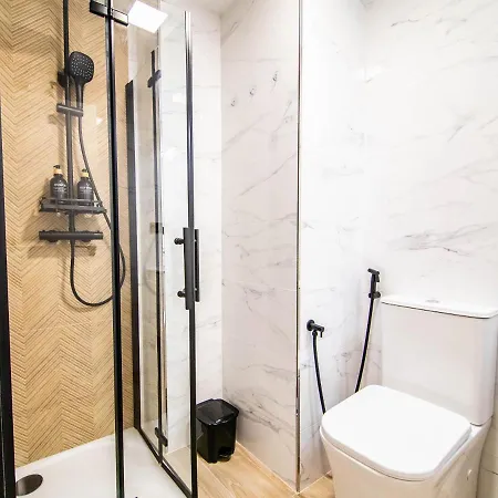 Tuguest Avenida Madrid