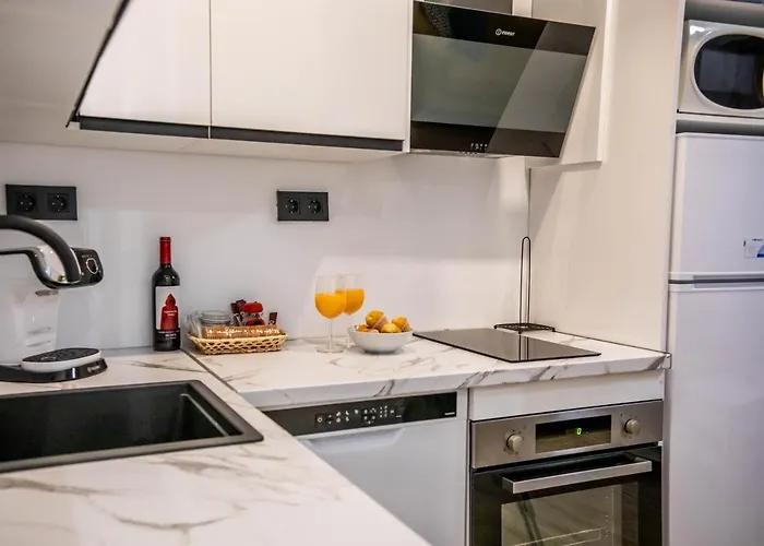 Tuguest Avenida Madrid Гранада
