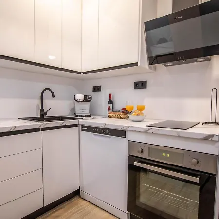 Tuguest Avenida Madrid Appartement *